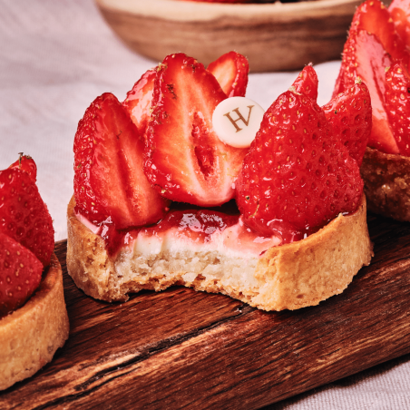 Part de Tarte Fraise Française - Pâtissier-Chocolatier Luxe - Paris